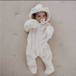 Magnetic Me Cream Fleece Bear Pram